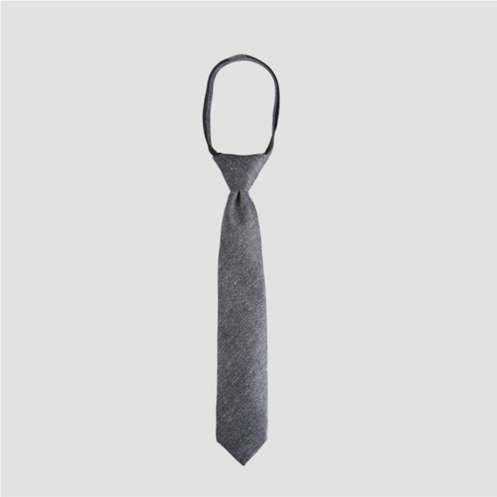 NWOT Boys’ Woven Zip Necktie - Cat & Jack Gray M/L